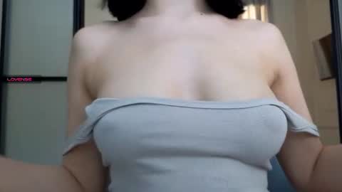lia online show from 06/15/26, 08:27