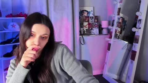 Snapshot of mipsymipson chatting on 02/08/26, 09:23 NEXT STREAM NOVEMBER 27282930 online show from 02/08/26, 09:23