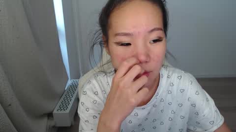 mira_g online show from 10/16/25, 09:43