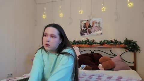 Snapshot of mira_karter chatting on 01/14/25, 07:48 Mira online show from 01/14/25, 07:48