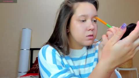 Snapshot of mira_karter chatting on 10/20/25, 11:43 Mira online show from 10/20/25, 11:43