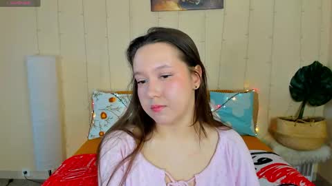 Snapshot of mira_karter chatting on 04/18/26, 04:27 Mira online show from 04/18/26, 04:27