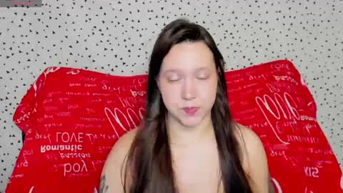 Snapshot of mira_karter chatting on 06/25/26, 04:12 Mira online show from 06/25/26, 04:12