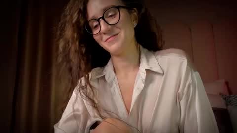 Mira online show from 02/15/26, 03:53