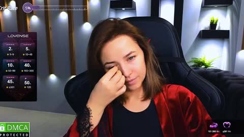 Snapshot of mira_mermayd chatting on 12/07/24, 04:31 Mira online show from 12/07/24, 04:31