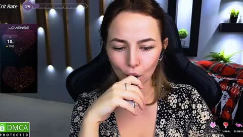 Snapshot of mira_mermayd chatting on 12/13/24, 04:22 Mira online show from 12/13/24, 04:22