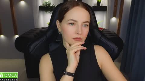 Snapshot of mira_mermayd chatting on 01/05/25, 04:25 Mira online show from 01/05/25, 04:25