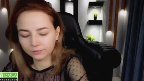 Snapshot of mira_mermayd chatting on 01/15/25, 08:09 Mira online show from 01/15/25, 08:09