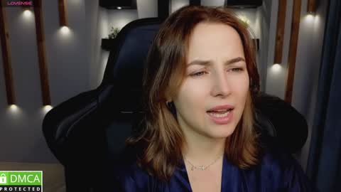 Snapshot of mira_mermayd chatting on 01/16/25, 12:53 Mira online show from 01/16/25, 12:53