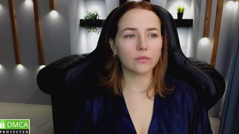 Snapshot of mira_mermayd chatting on 01/19/25, 01:10 Mira online show from 01/19/25, 01:10