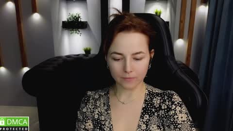 Snapshot of mira_mermayd chatting on 01/21/25, 04:21 Mira online show from 01/21/25, 04:21