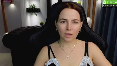 Snapshot of mira_mermayd chatting on 01/30/25, 01:11 Mira online show from 01/30/25, 01:11