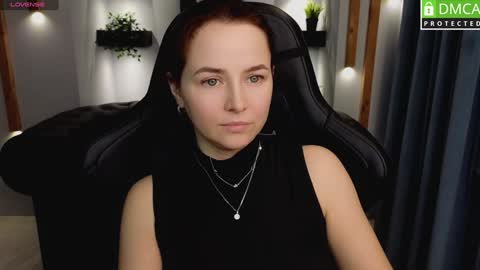 Snapshot of mira_mermayd chatting on 01/31/25, 11:35 Mira online show from 01/31/25, 11:35