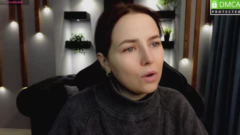 Snapshot of mira_mermayd chatting on 02/07/25, 08:01 Mira online show from 02/07/25, 08:01