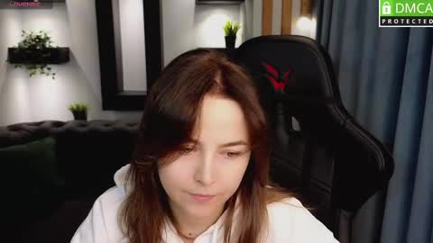 Snapshot of mira_mermayd chatting on 03/02/25, 08:05 Mira online show from 03/02/25, 08:05