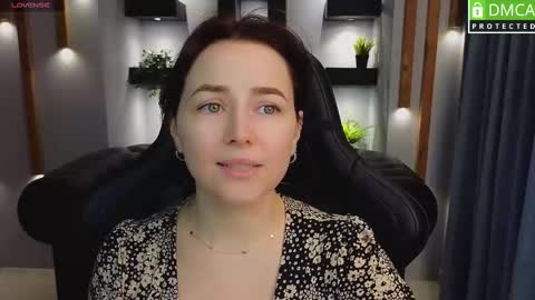 Snapshot of mira_mermayd chatting on 03/06/25, 01:27 Mira online show from 03/06/25, 01:27