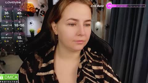 Snapshot of mira_mermayd chatting on 10/25/25, 01:13 Mira online show from 10/25/25, 01:13