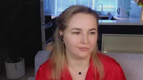 Snapshot of mira_mermayd chatting on 04/11/26, 07:45 Mira online show from 04/11/26, 07:45