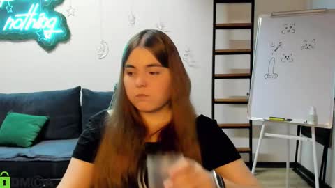 Snapshot of miraa_bloom chatting on 01/12/26, 02:22 miraa_bloom online show from 01/12/26, 02:22