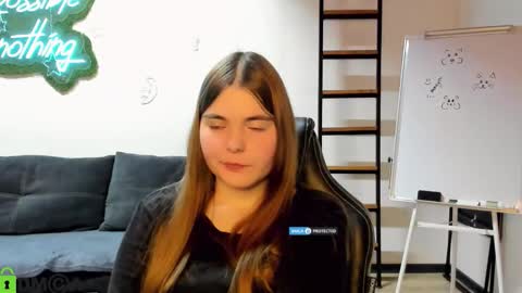 Snapshot of miraa_bloom chatting on 01/15/26, 06:00 miraa_bloom online show from 01/15/26, 06:00