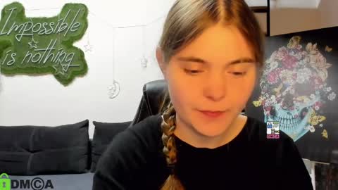 Snapshot of miraa_bloom chatting on 04/06/26, 01:34 miraa_bloom online show from 04/06/26, 01:34