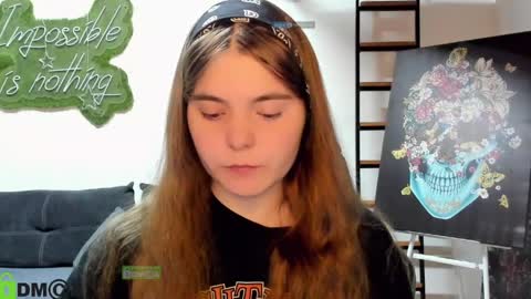 Snapshot of miraa_bloom chatting on 04/08/26, 02:06 miraa_bloom online show from 04/08/26, 02:06