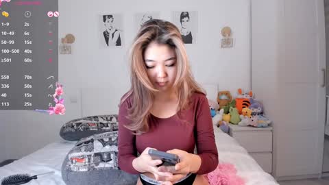 Snapshot of miraann chatting on 02/02/25, 01:23 Mirana online show from 02/02/25, 01:23