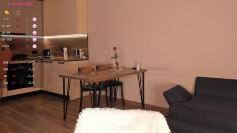 Snapshot of miraann chatting on 03/11/25, 06:32 Mirana online show from 03/11/25, 06:32