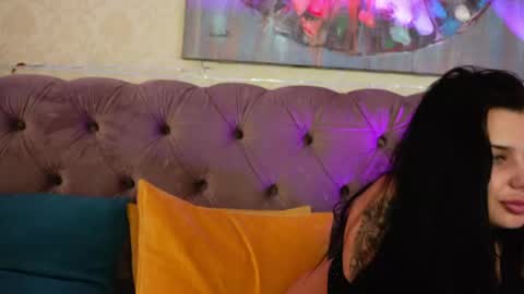 Snapshot of mirababe_ chatting on 04/27/26, 04:21 Mira online show from 04/27/26, 04:21