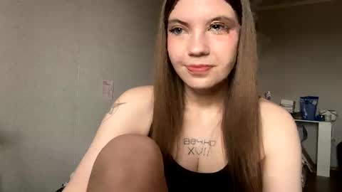 Snapshot of mirabunnys chatting on 09/26/25, 12:09 Mira online show from 09/26/25, 12:09