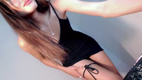 Zoey online show from 02/26/25, 12:27