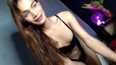 Zoey online show from 11/27/25, 06:59