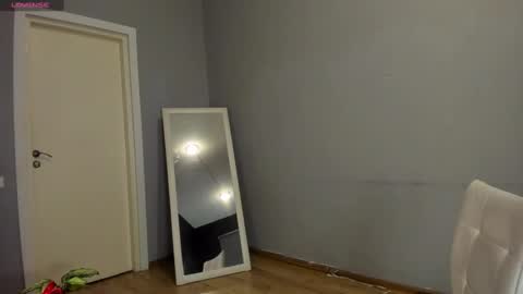 Meera online show from 03/09/25, 01:26