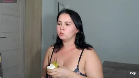 Meera online show from 09/15/25, 04:07