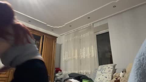 Snapshot of miraeve chatting on 11/23/25, 08:08 Eve online show from 11/23/25, 08:08