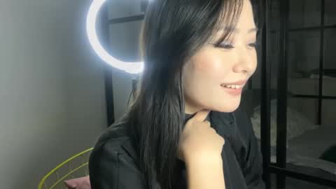 Snapshot of mirafloat chatting on 10/10/25, 03:11 mirafloat online show from 10/10/25, 03:11