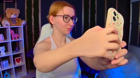 Snapshot of miralush chatting on 02/23/26, 06:11 Mira online show from 02/23/26, 06:11