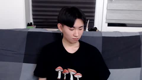 Snapshot of miram_yoo chatting on 01/11/25, 05:40 online show from 01/11/25, 05:40