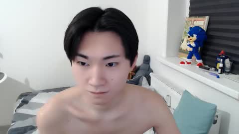 Snapshot of miram_yoo chatting on 01/08/26, 04:37 online show from 01/08/26, 04:37
