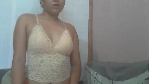 Snapshot of mirana_xxx chatting on 03/23/26, 03:32 Im Ping online show from 03/23/26, 03:32
