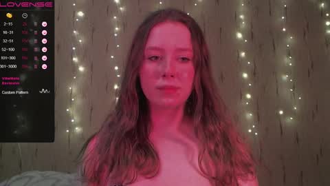 Kira online show from 01/09/25, 02:51