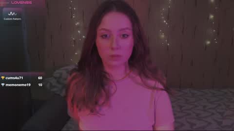 Kira online show from 01/28/25, 01:49