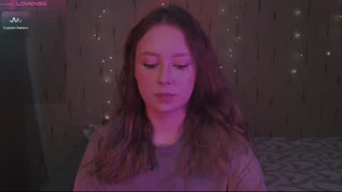 Kira online show from 01/31/25, 01:23