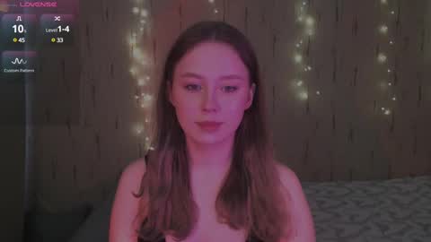 Kira online show from 03/02/25, 01:49