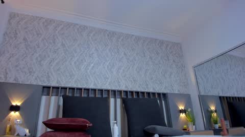 Miranda online show from 02/03/25, 02:03