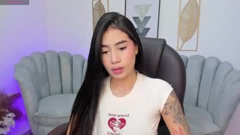 Snapshot of miranda_crawfor chatting on 04/23/26, 03:14 miranda_crawfor online show from 04/23/26, 03:14