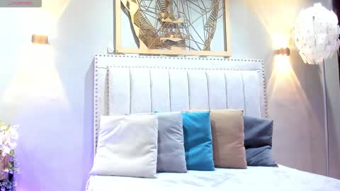    online show from 03/18/26, 12:08