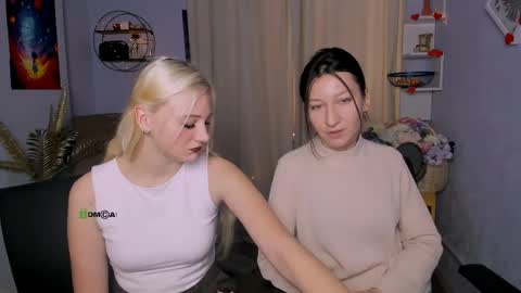 Snapshot of miranda_miiss chatting on 04/23/26, 09:08 Miranda online show from 04/23/26, 09:08