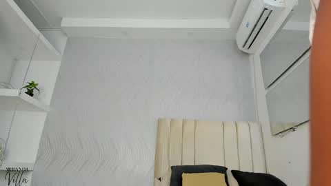 Snapshot of miranda_villa chatting on 04/04/26, 12:13 Miranda online show from 04/04/26, 12:13