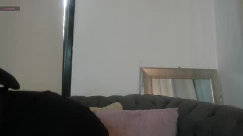 Snapshot of miranda_villa chatting on 04/15/26, 12:23 Miranda online show from 04/15/26, 12:23